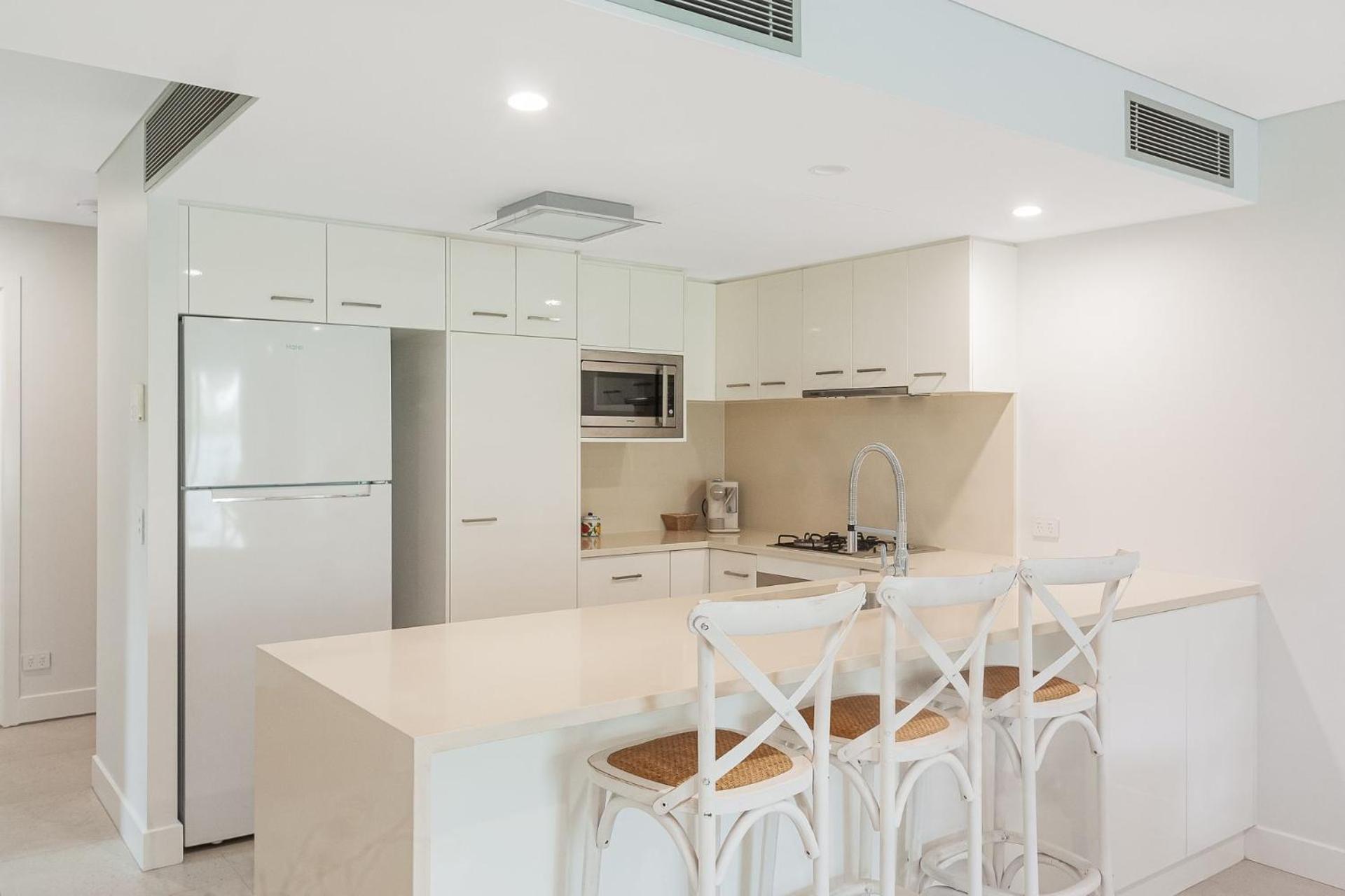 Apartment Eden Unit 101 *